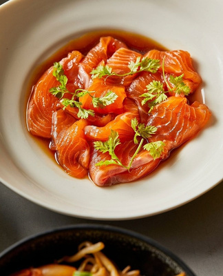 Cured salmon dish
